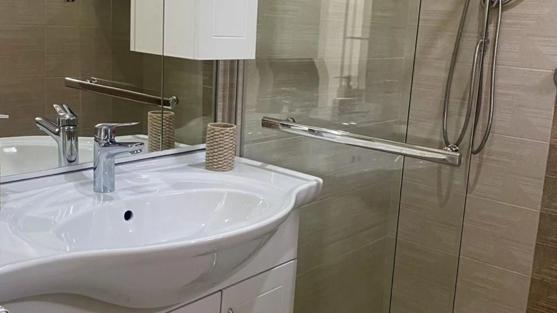 Luxury Lovran Apartments With Swimming Pool